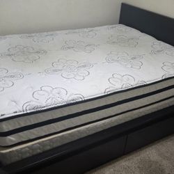 Queen Bed Set With Mattress, Box Spring, 2 Night Stands