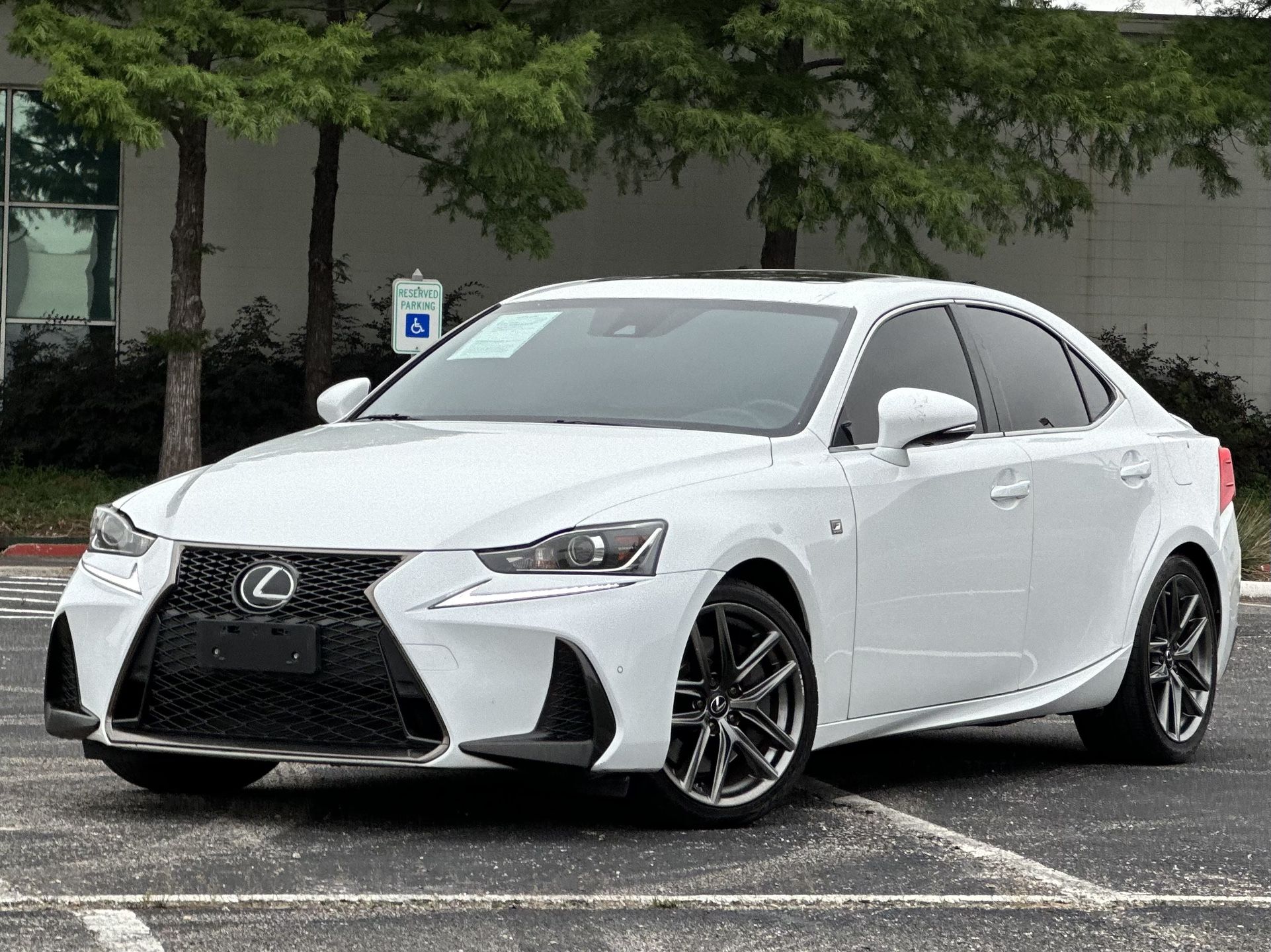 2019 Lexus IS 350