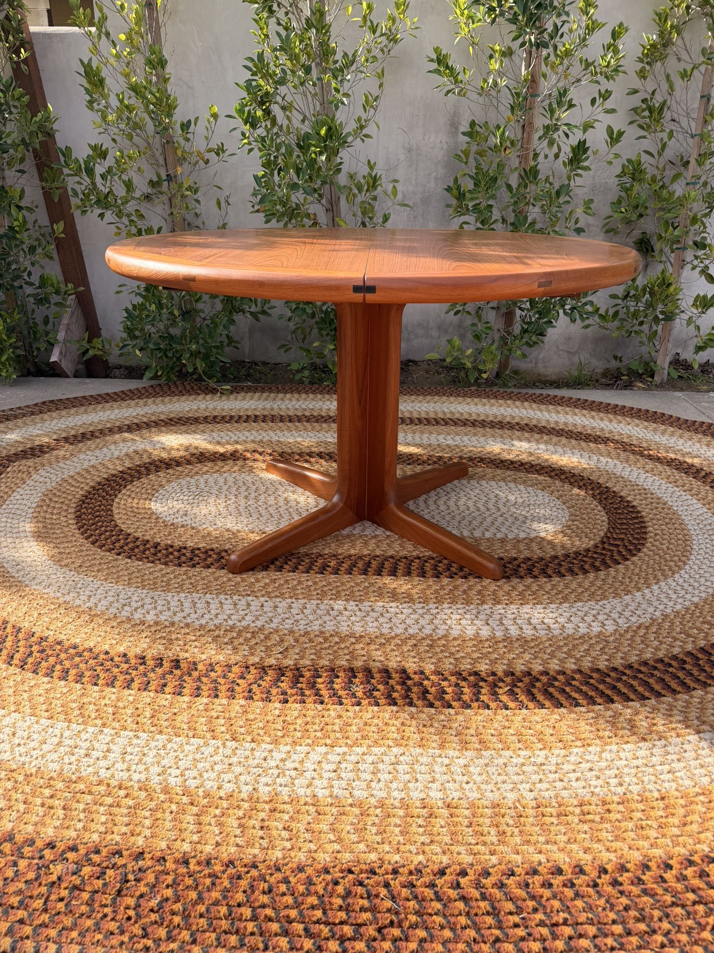 Elegant Mid Century Teak Dining Room Table