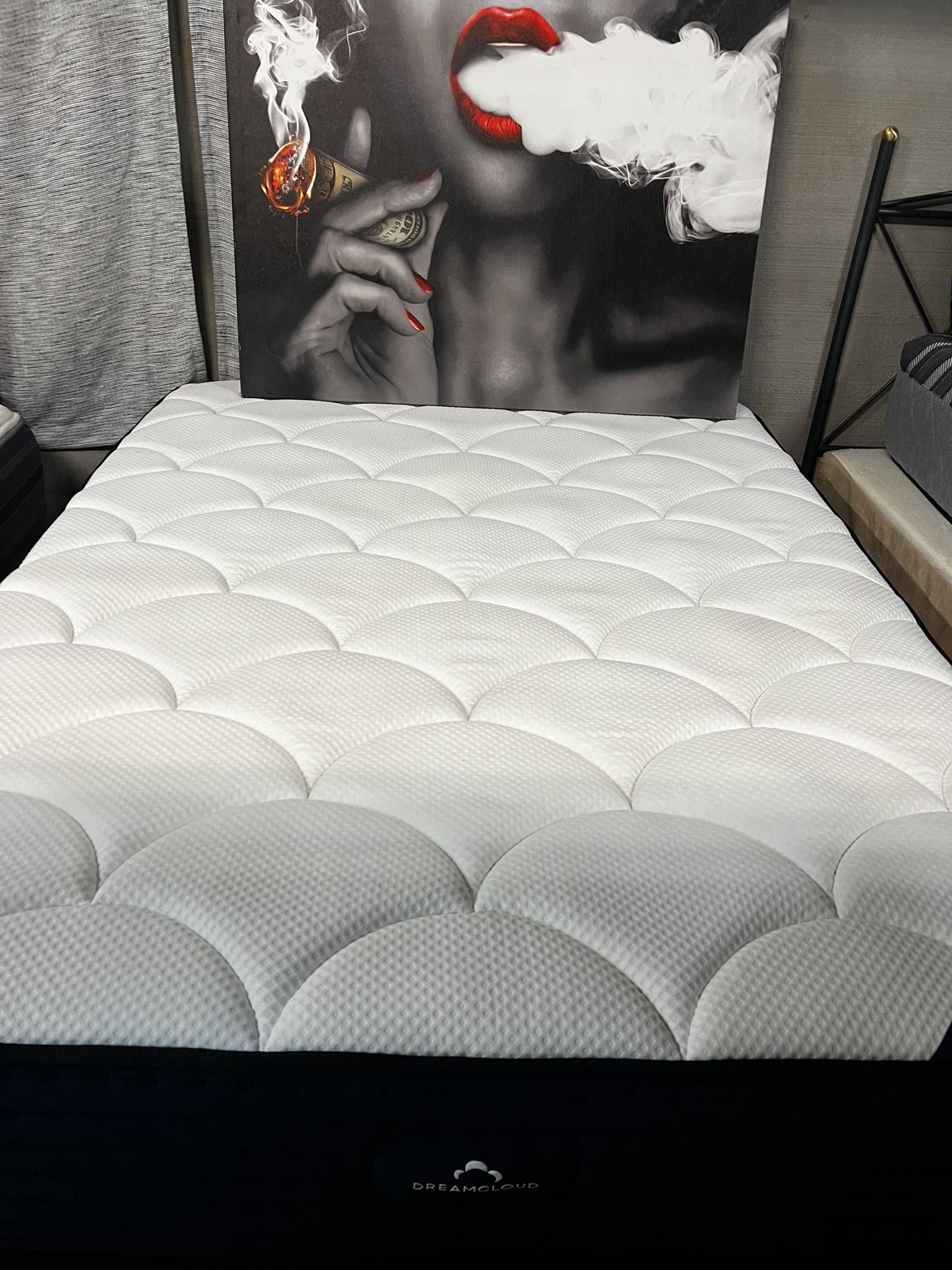 Lovely QUEEN 🌹MATTRESS 🌹AND BOX 🌹SPRING