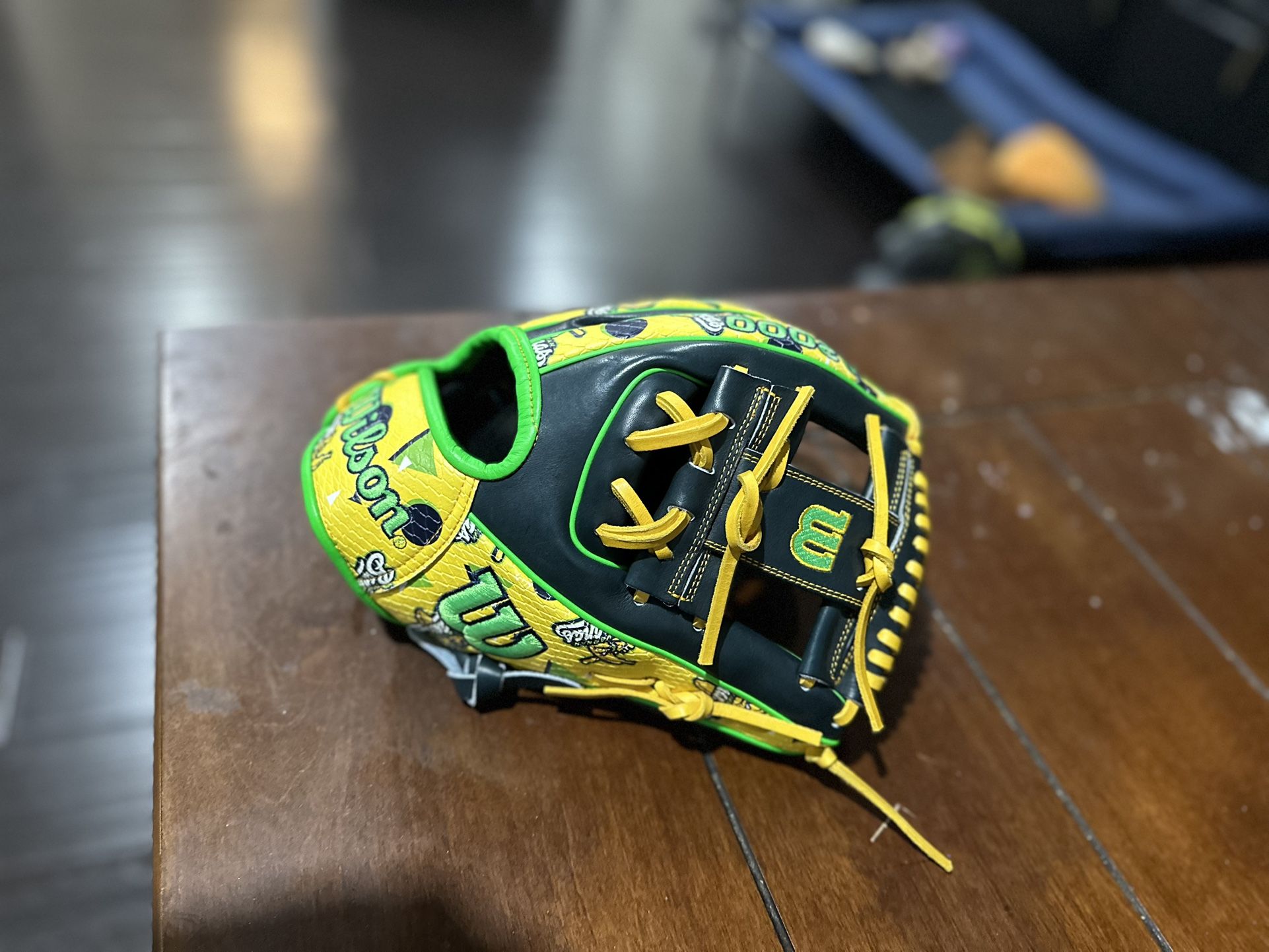 Wilson A2000 11.5 Savanah Banana Series