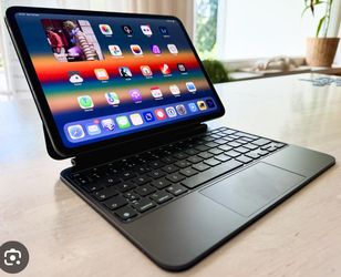 Magic Keyboard for iPad Pro 11‑inch (M4)
