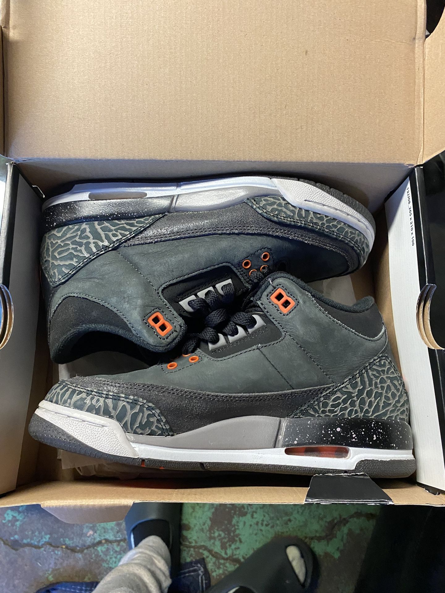 Retro Jordan 3 Fear Pack