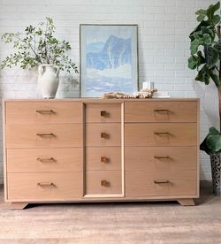 Vintage Mid Century Modern Teak Dresser 8 Drawer