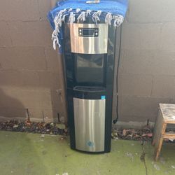Water Dispenser