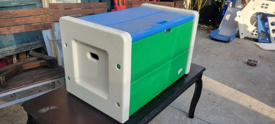 Vintage Little Tikes Toy Box