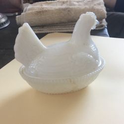 Milk Glass Hen On Nest 