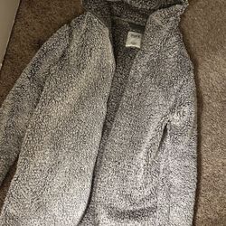 Victoria’s Secret Pink Hooded Sherpa Size Xs/ S