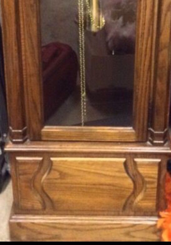 Howard Miller model 610160 for Sale in Boynton Beach, FL OfferUp