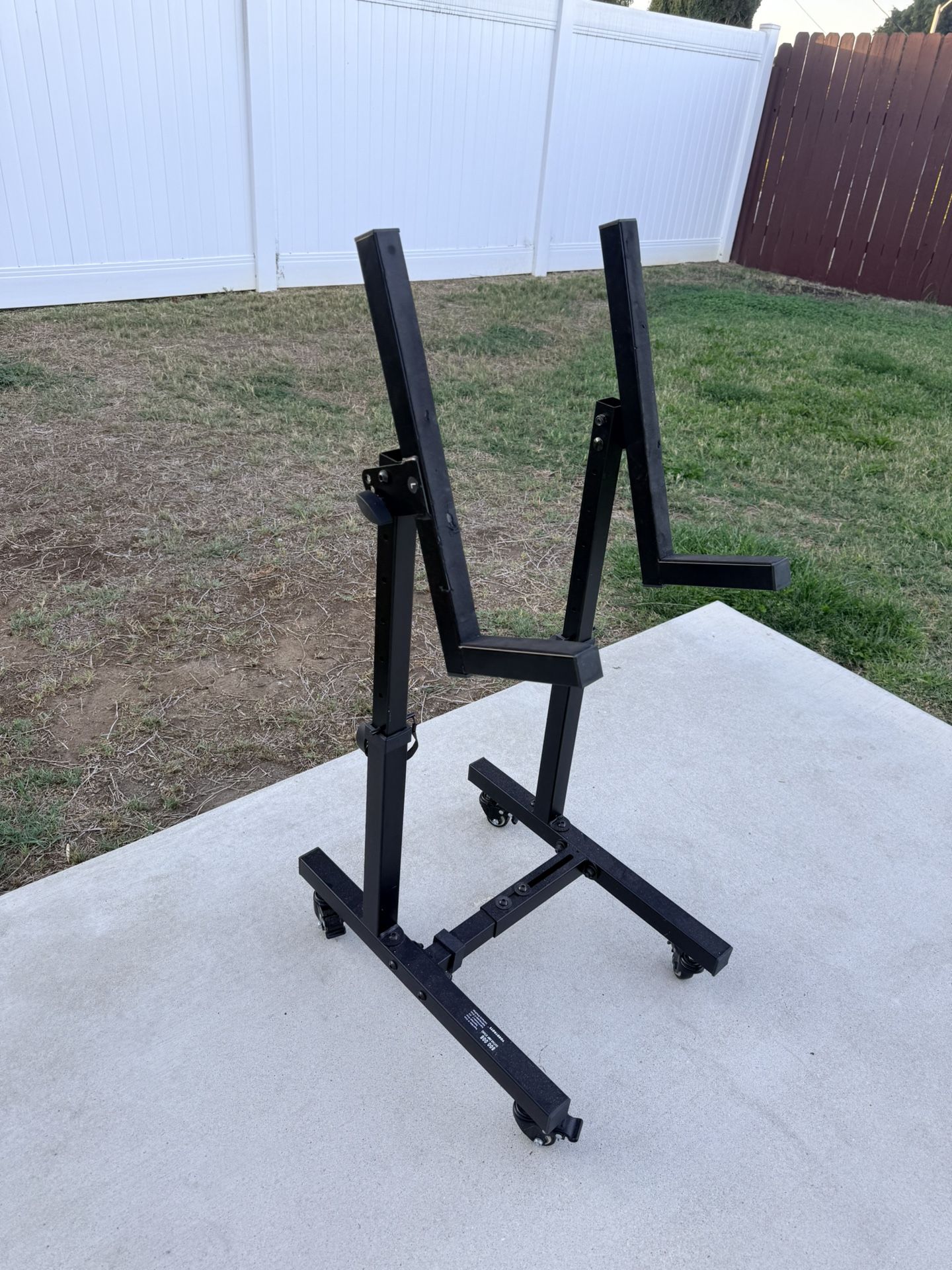 Adjustable Mobile Guitar Amplifier Stands or Amps Speaker Cabinet Stands