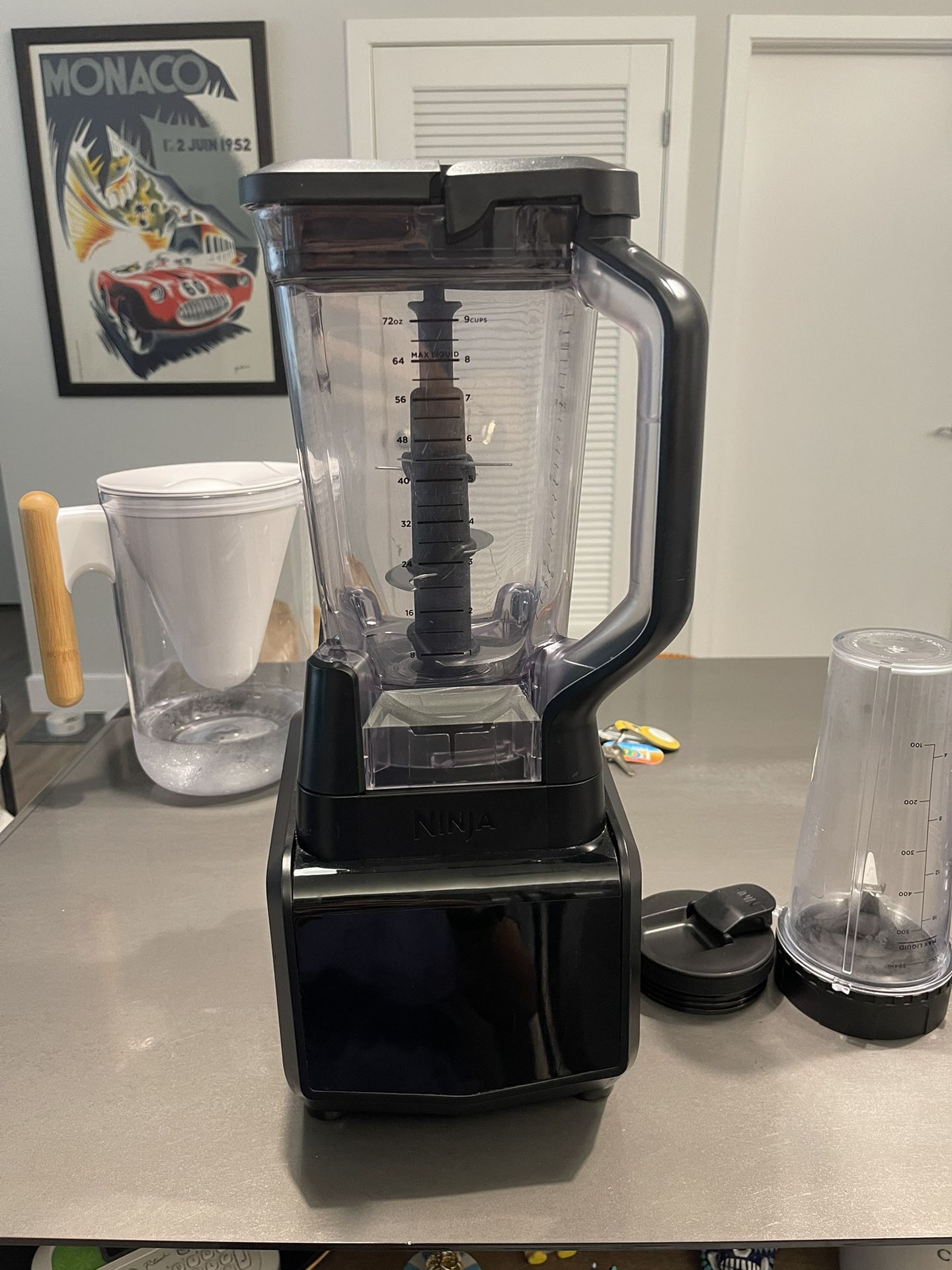 ninja blender with all the accessories for Sale in Everett, MA - OfferUp