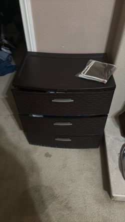 A little cabinet to put clothes