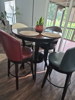 Pub/Bar Height Dining Table
