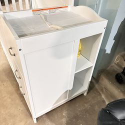 Baby,/Toddler Crib With Changing Station