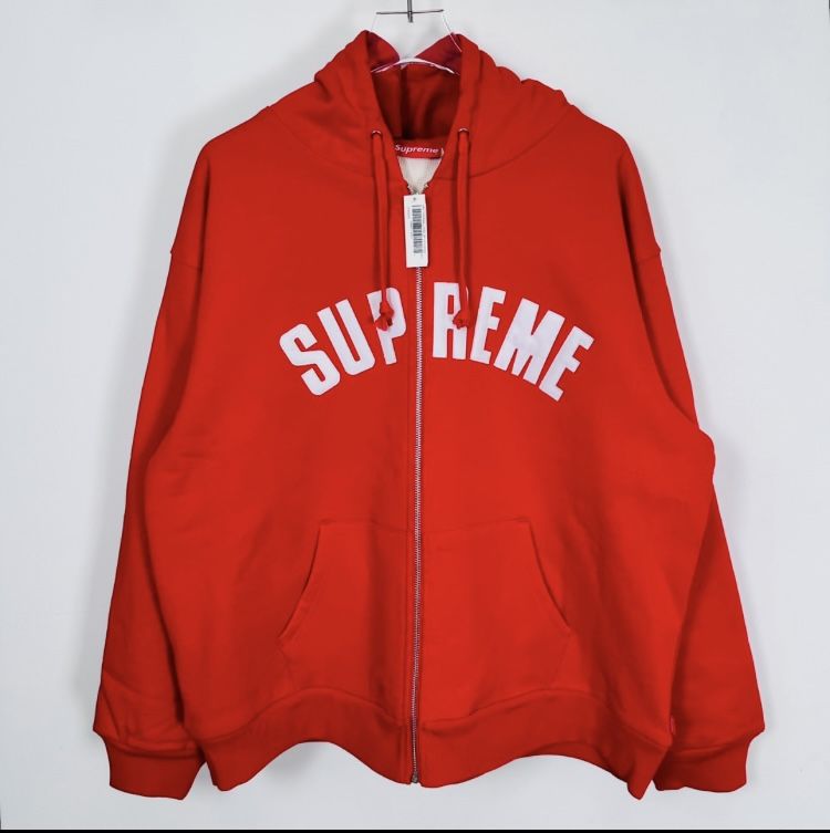 Red Supreme Hoodie 