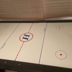 Air Hockey Table