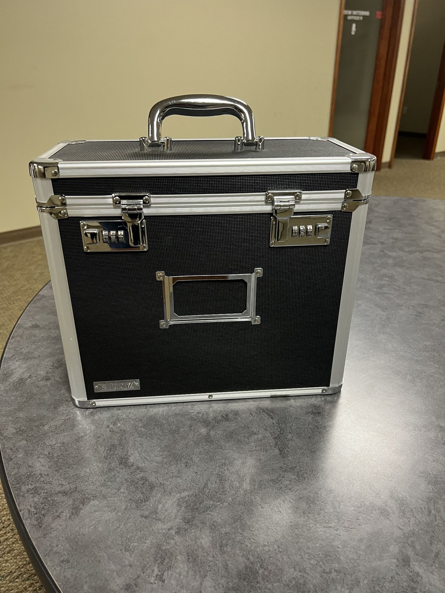 Vaultz Lock Box