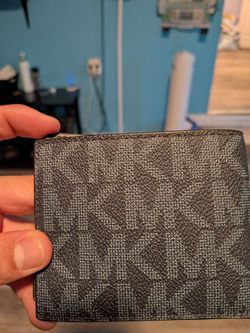Men's Michael kors wallet