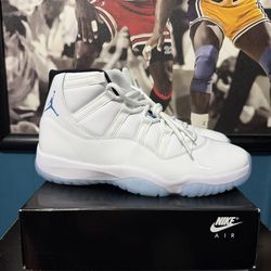 Jordan 11 Retro Legend Blue