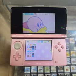 Pink Nintendo 3DS