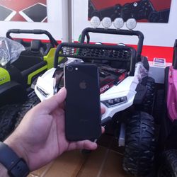 IPhone 8  64 GB Unlocked 