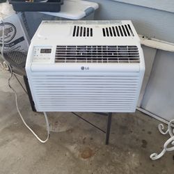  AC  Window Unit LG 