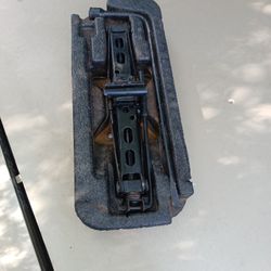 Car Jack $30