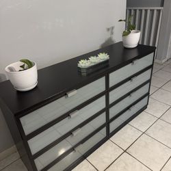 Dresser /free Delivery 