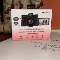 Vivitar Point & Shoot Interchangeable Lens Camera