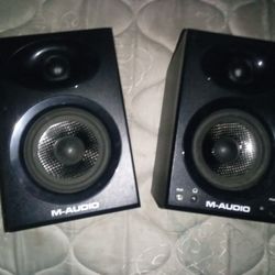 Computer Speakers 