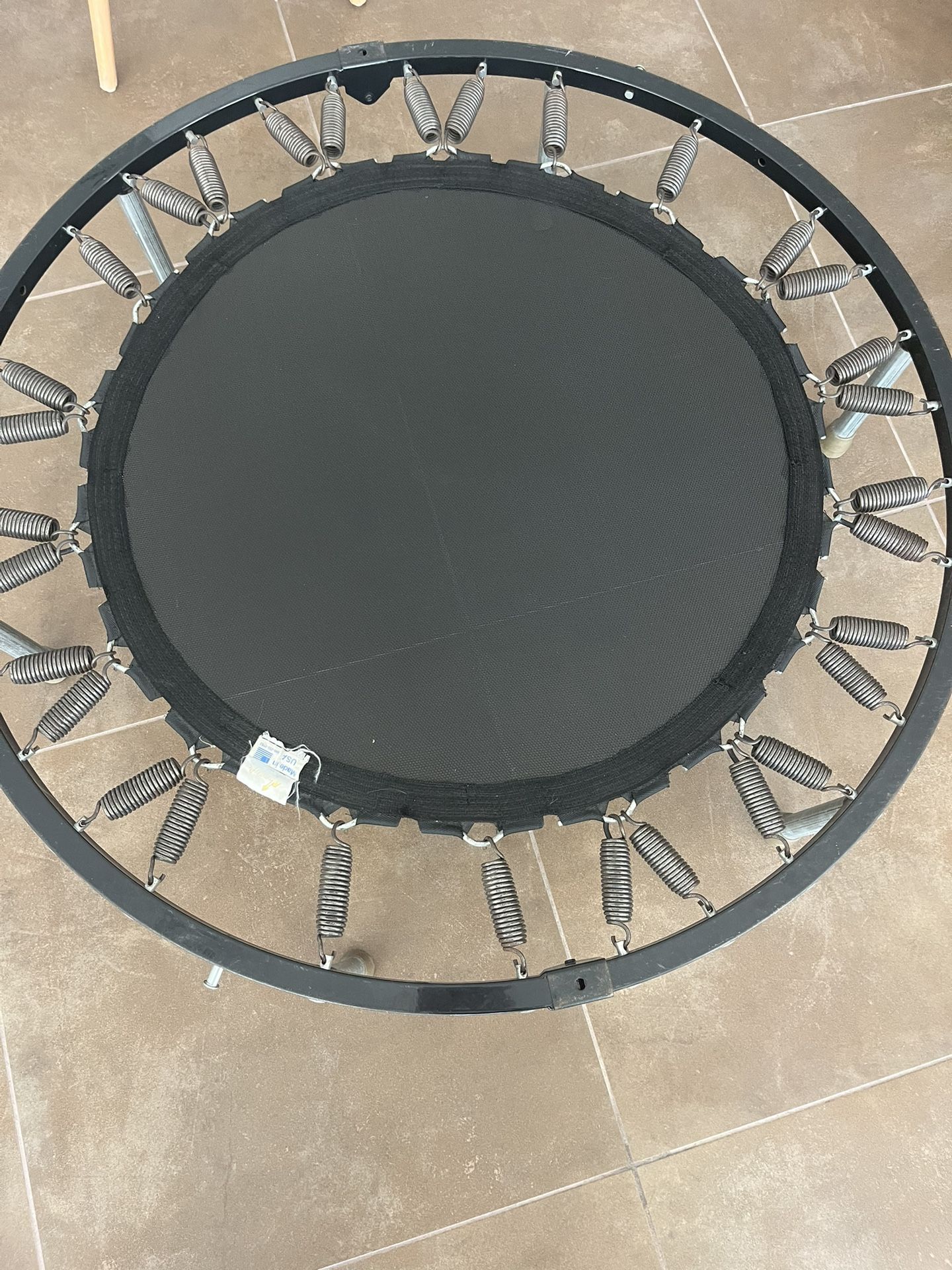 trampoline -exercise-mini-rebounder -cardio