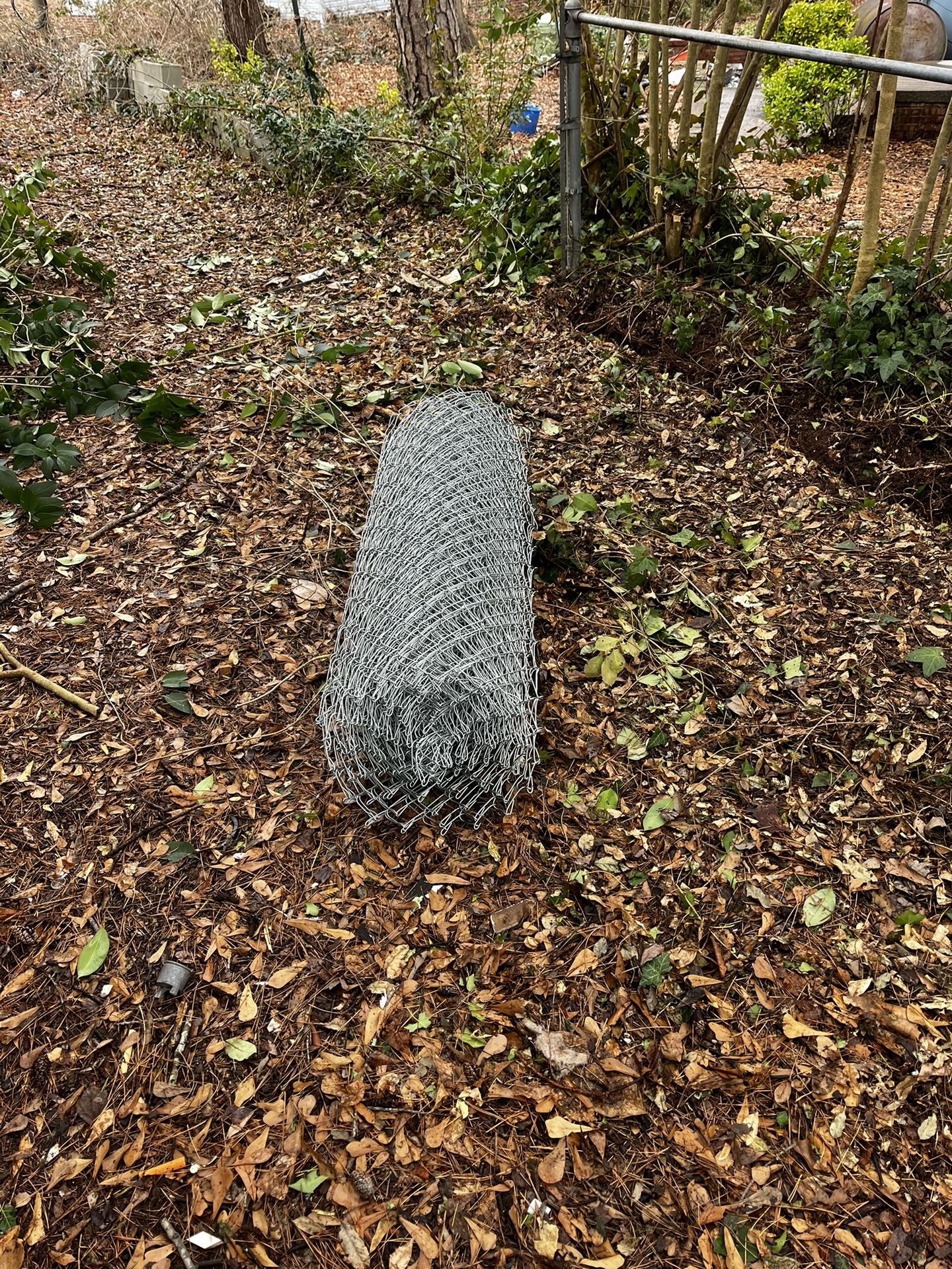40 Ft Of Fence
