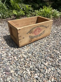 Vintage Advertising Box 