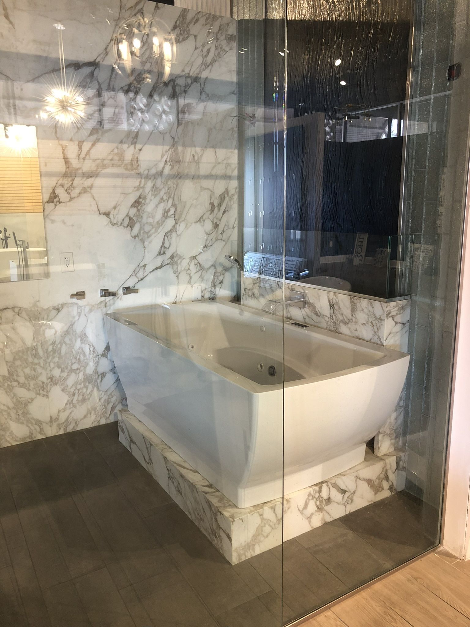 Custom Whirlpool Jetted  Tub  Loaded Features 