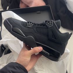 Jordan 4 Black Cats Size 8 Men