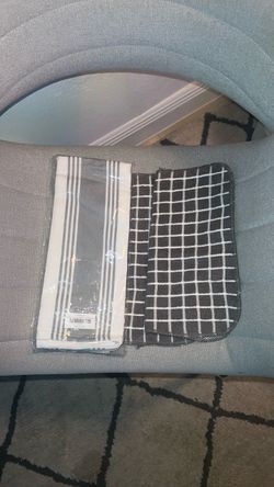 Kitchen Towel & Dis Cloths Set by Room Essentials
