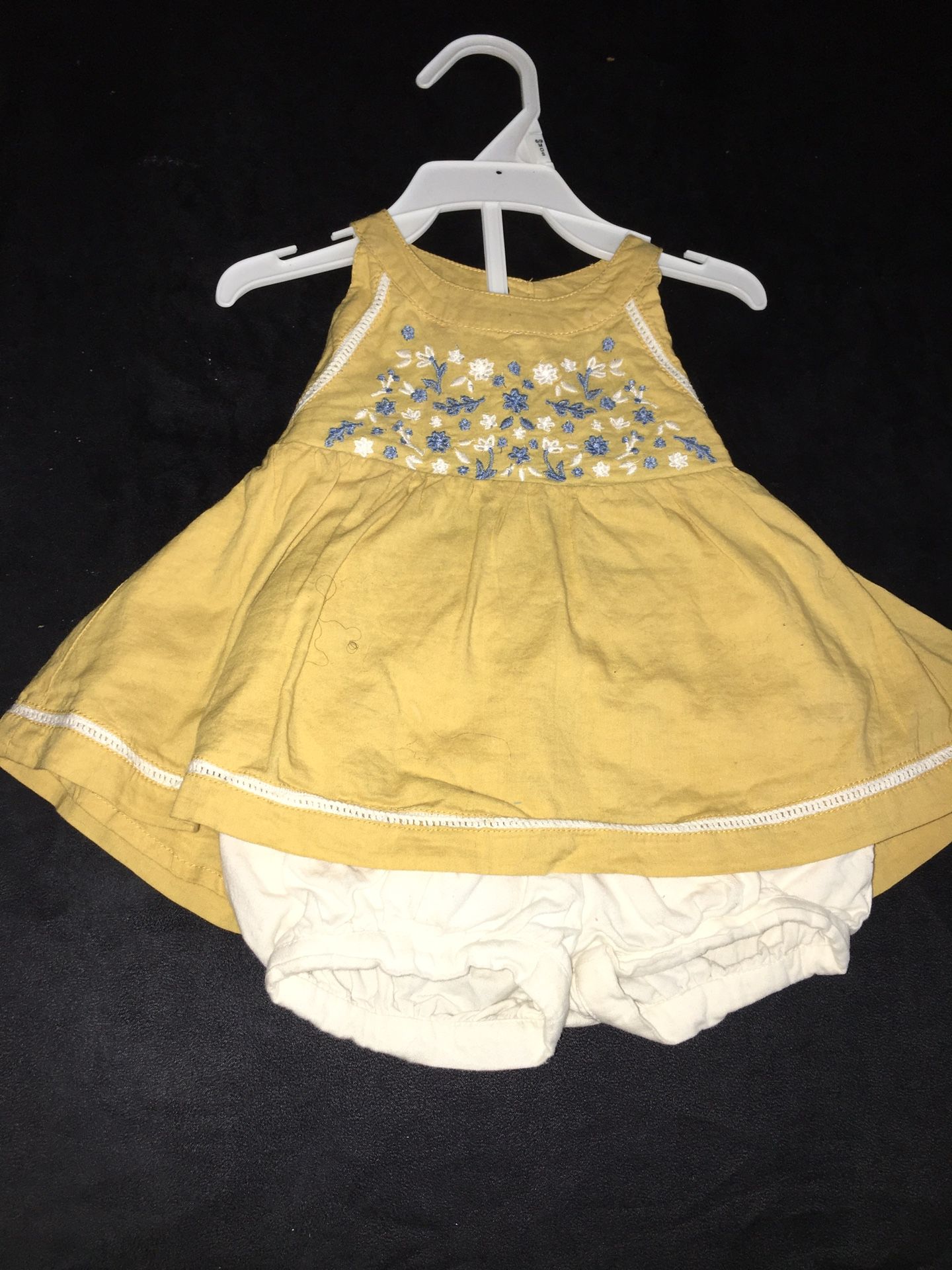 Shorts And Halter Top 6-9mos