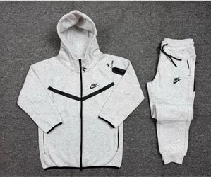 Nike tech fleece kids size 1-10 years old