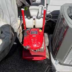 Power Boss Pressure Washer 