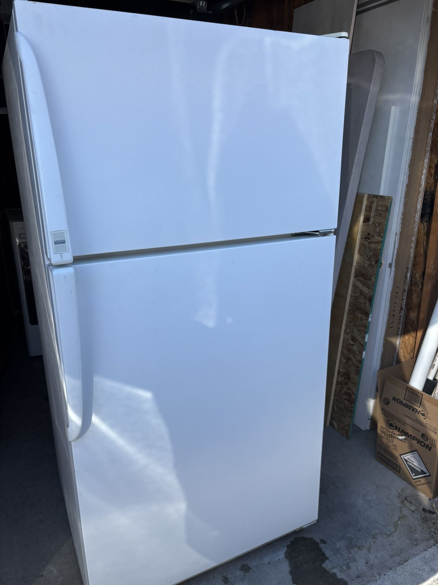 Amana Refrigerator
