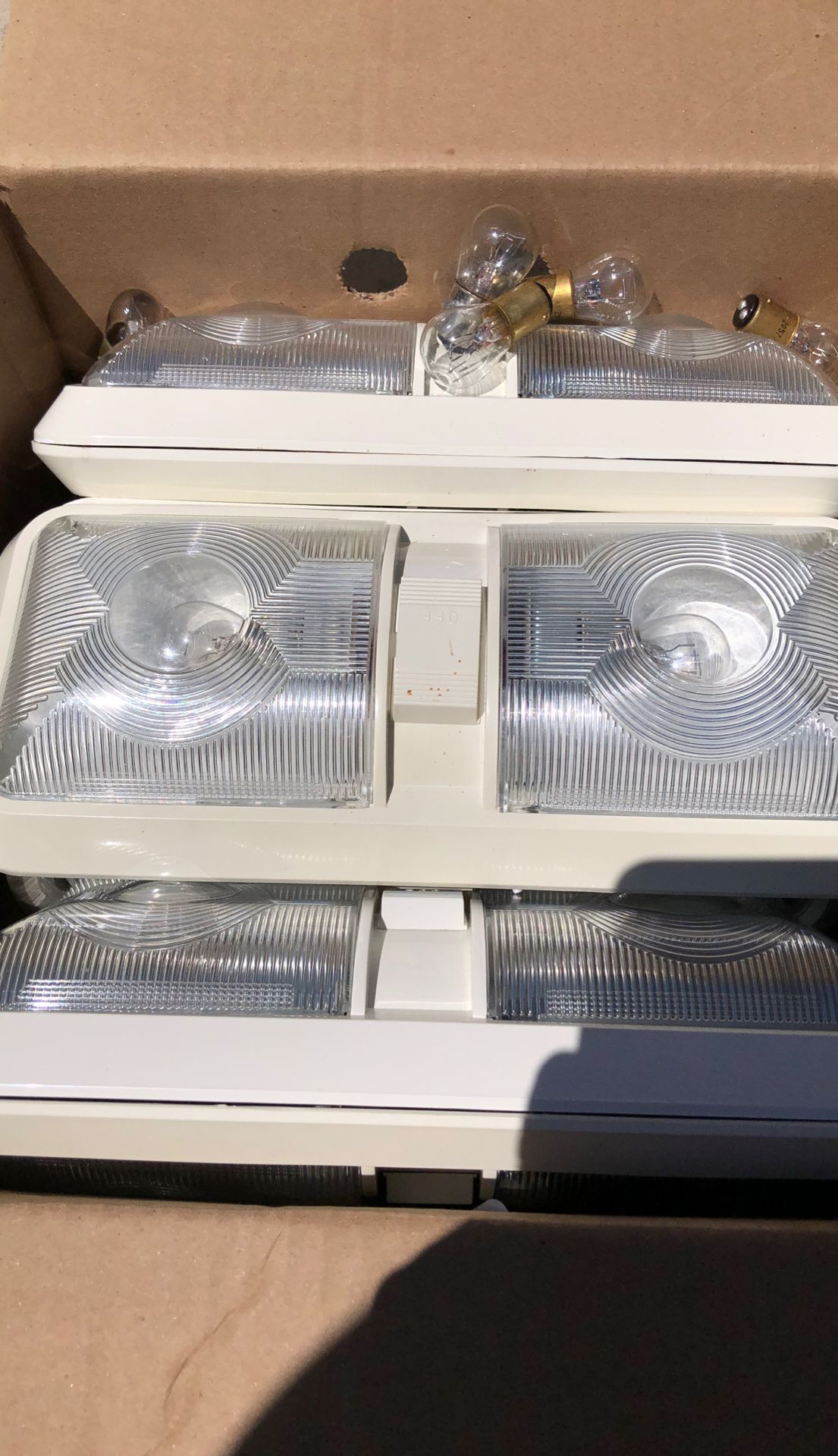 Rv travel trailer inside lights