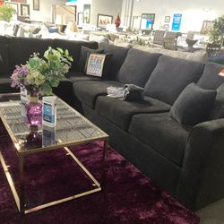 Black Sectional 🖤🙂 $1,699