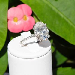 3CT Oval Lab Grown Diamond Engagement Ring IGI Certified 