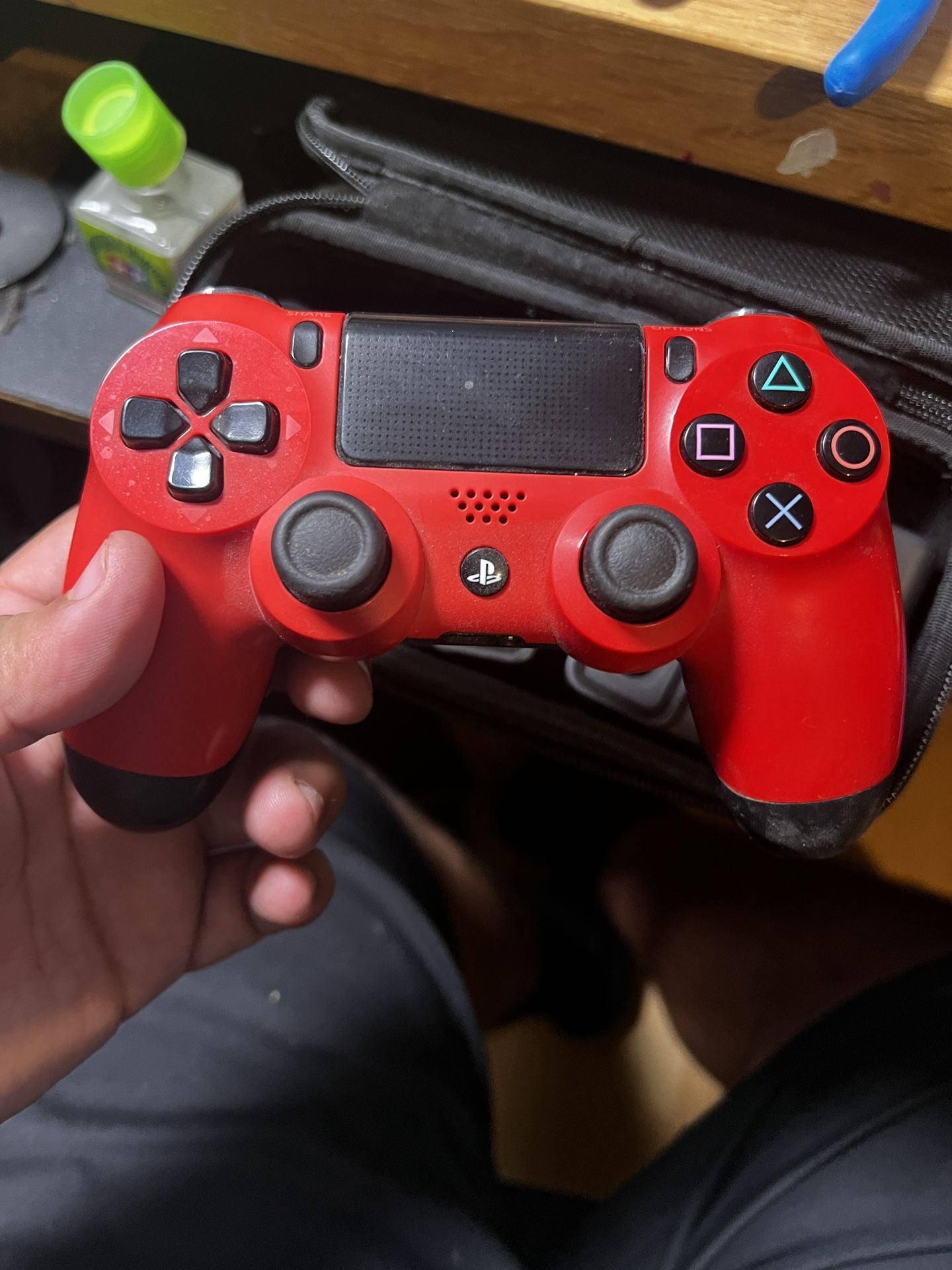 PS4 Controller 