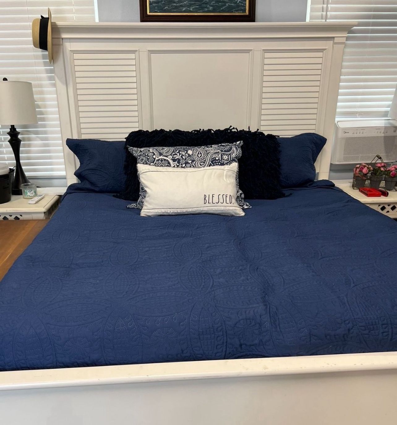 King Wood White Bed Frame 