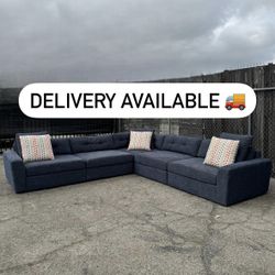 Living Spaces Tufted Navy Blue Modular 5 Piece Sectional Couch Sofa Set - 🚚 DELIVERY AVAILABLE 