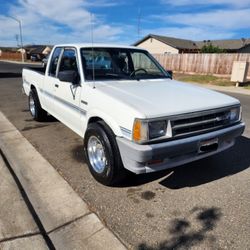 1987 Mazda B-Series extended cab