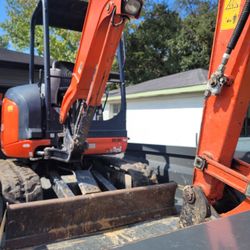 Kubota Excavator For Rewnt