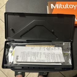 8 Inch Mitotuyo Digital Calipers New In Box 