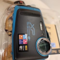 FujiFilm Finepix XP130 Waterproof Camera Upto 65 Feet